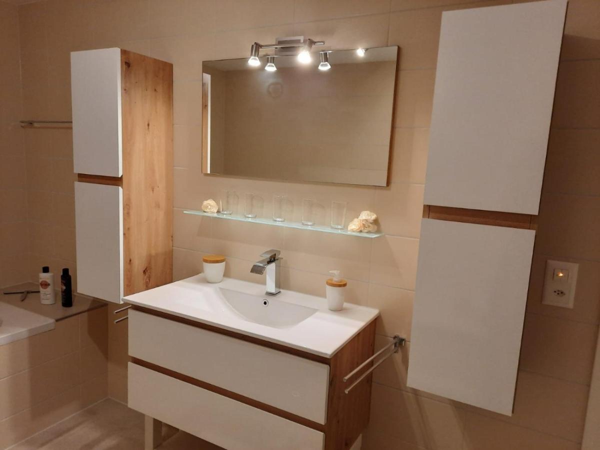 Apartment Idyllischer Bauernhof Mit Charme Benken (Zurich)
