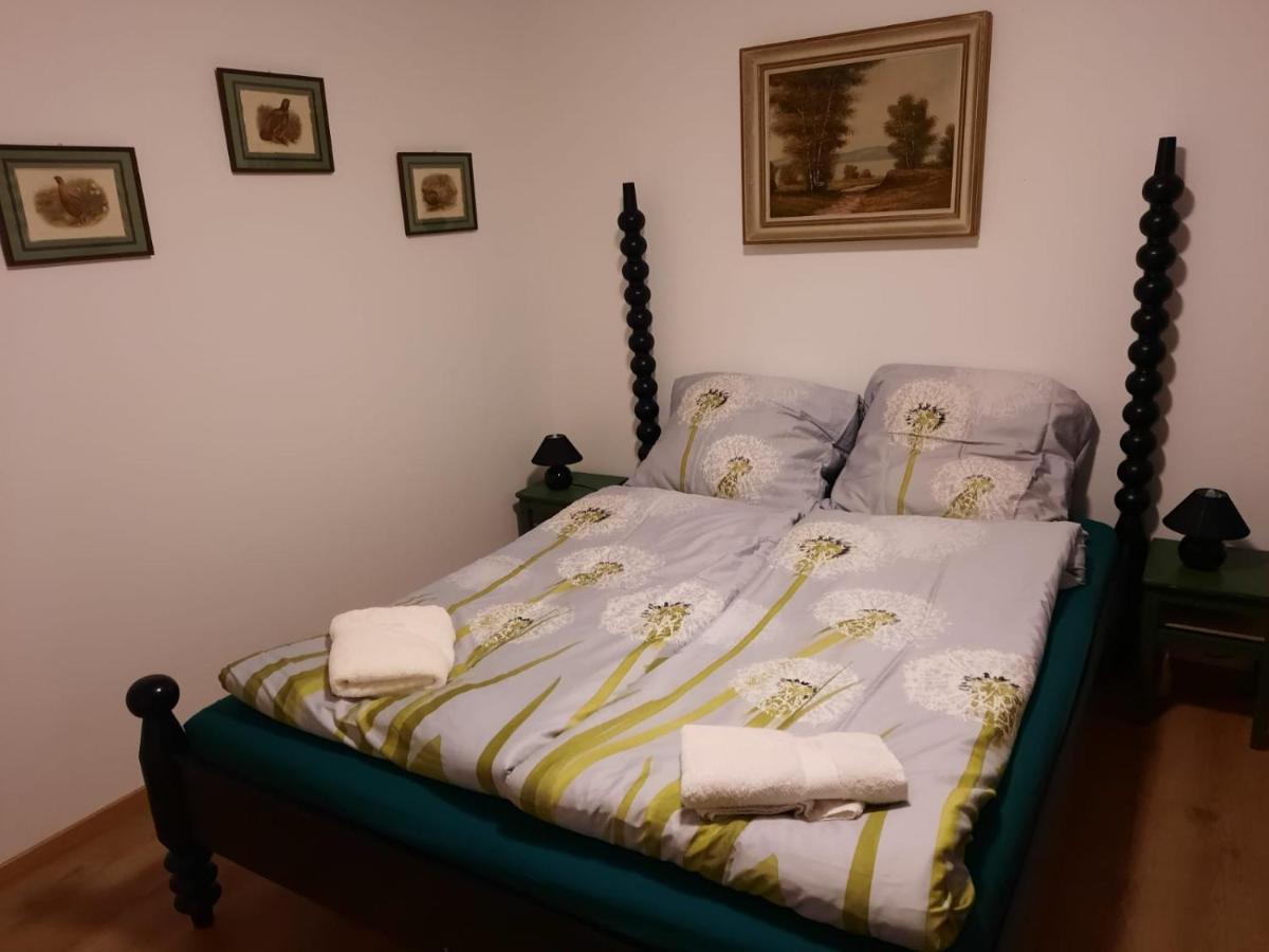 Idyllischer Bauernhof Mit Charme Appartement Benken (Zurich)