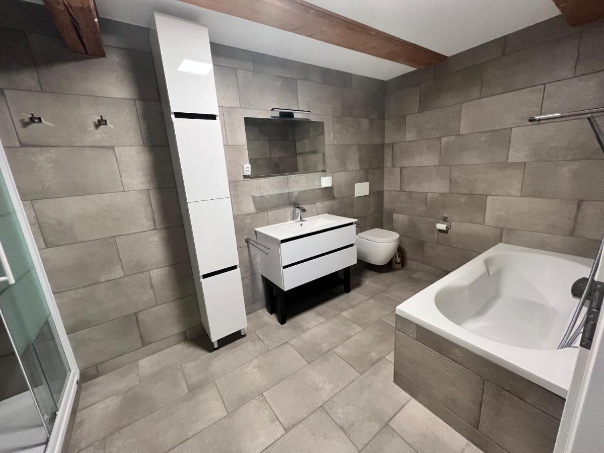 Idyllischer Bauernhof Mit Charme Appartement Benken (Zurich)