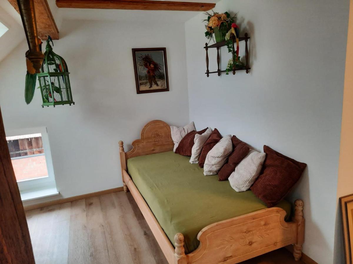 Idyllischer Bauernhof Mit Charme * Benken (Zurich)
