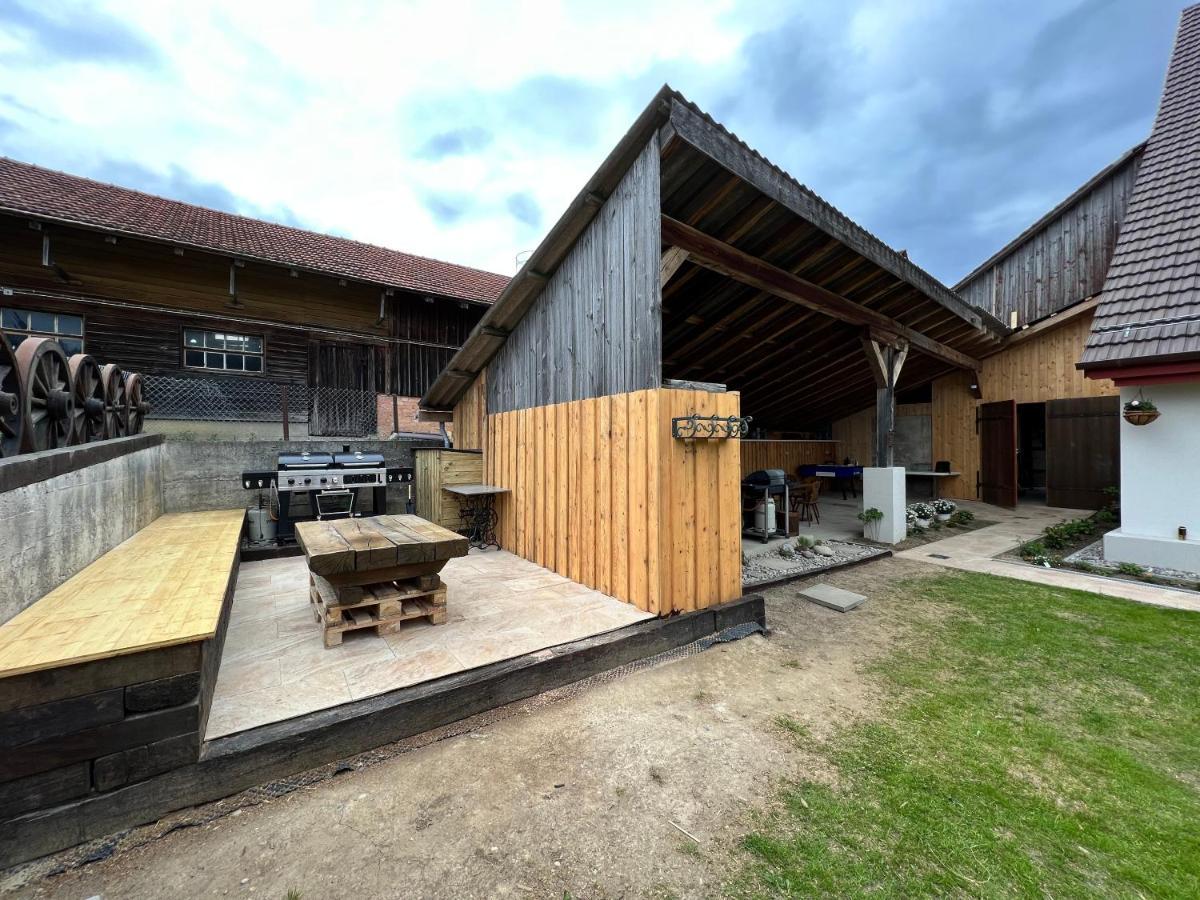 Appartement Idyllischer Bauernhof Mit Charme Benken (Zurich)